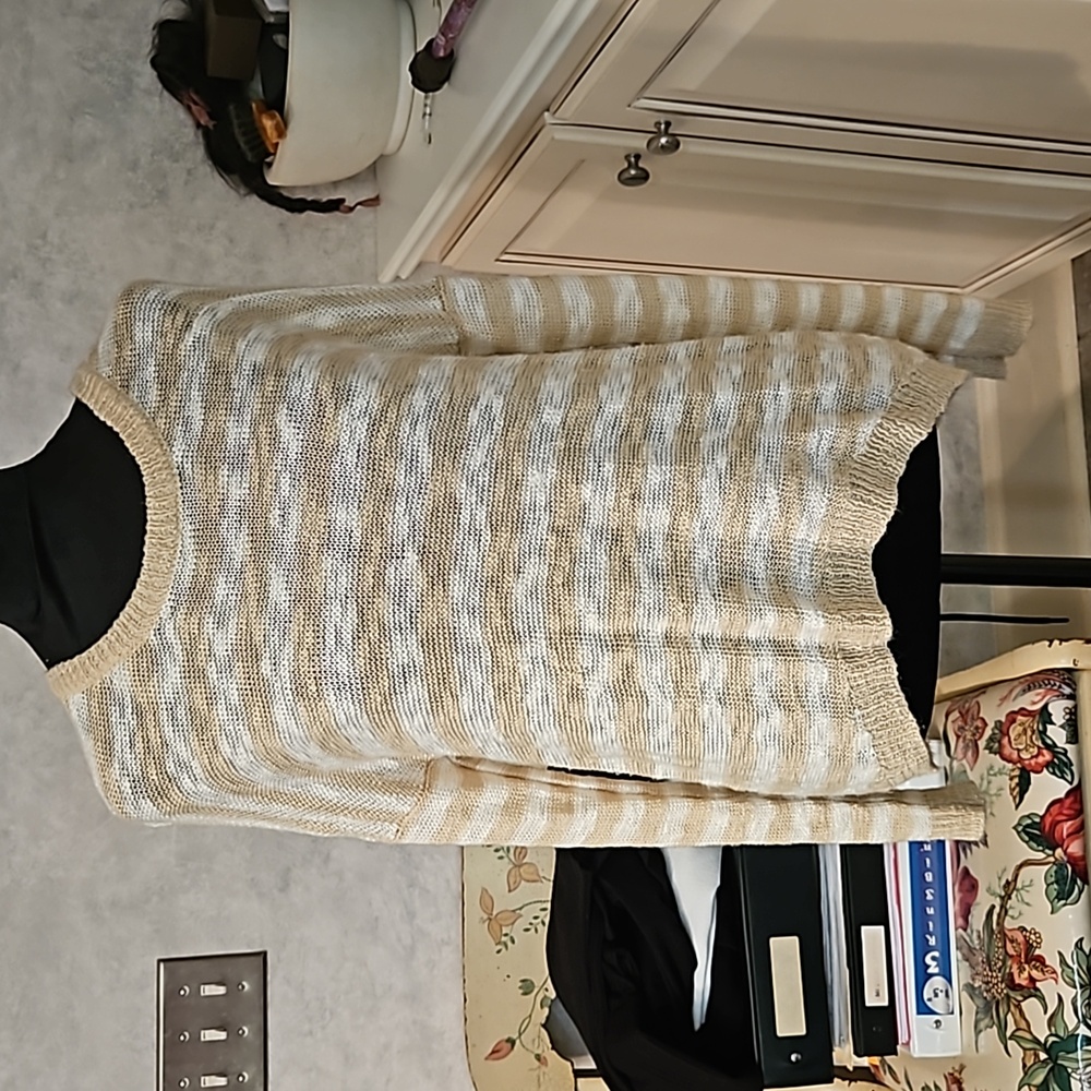 Love always women's sweater, size small